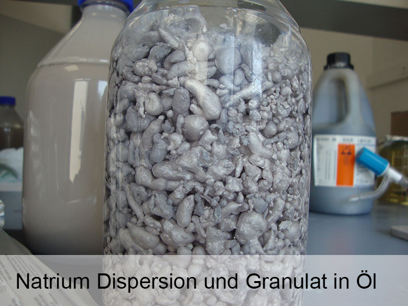 Granulat_und_Dispersion_in_Oel.jpg